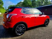 Gebraucht SsangYong Tivoli Quartz 128 PS (94 kW) 2017 Rot SUV