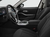 Second-hand BMW 330 252 CP (185 kW) 2023 Negru Berlinǎ