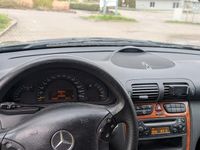 Gebraucht Mercedes C180 Classic 143 PS (105 kW) 2003 Blau Kombi