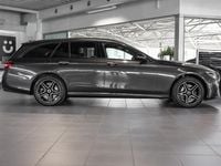 Second-hand Mercedes E300 AMG 194 CP (142 kW) 2023 Gri Berlinǎ