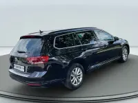 Gebraucht VW Passat Business 150 PS (110 kW) 2023 Schwarz Kombi