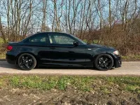 Gebraucht BMW 135 Performance 306 PS (225 kW) 2009 Schwarz Kleinwagen