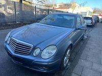 Gebraucht Mercedes E280 Avantgarde 231 PS (169 kW) 2006 Blau Limousine