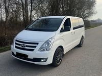 Gebraucht Hyundai H-1 170 PS (125 kW) 2015 Weiß Van / Kleinbus