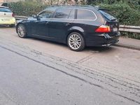 Gebraucht BMW 530 193 PS (141 kW) 2009 Schwarz Kombi