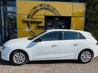 Gebraucht Opel Astra Enjoy 131 PS (96 kW) 2023 Weiß Kleinwagen