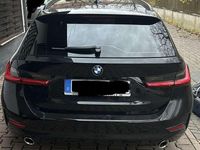 Gebraucht BMW 330 Advantage 265 PS (194 kW) 2020 Schwarz Kombi