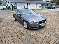 Gebraucht Jaguar XE Prestige 179 PS (131 kW) 2016 Grau Limousine
