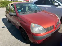 Używany Renault Clio II 75 KM (55 kW) 2005 Hatchback