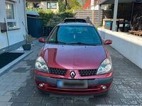 Używany Renault Clio II Dynamique 75 KM (55 kW) 2002 Czarny Sedan/Limuzyna