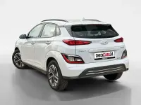 Gebraucht Hyundai Kona Select 100 kW (136 PS) 2021 Weiß SUV