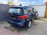 Second-hand BMW 218 150 CP (110 kW) 2017 Albastru Break
