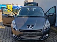 Gebraucht Peugeot 5008 156 PS (114 kW) 2010 Schwarz Van / Kleinbus