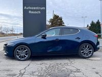 Neu Mazda 3 Exclusive 140 PS (102 kW) 2025 Blau Limousine