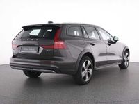 Gebraucht Volvo V60 CC 145 PS (106 kW) 2024 Kombi