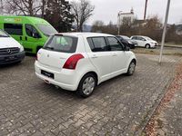 Gebraucht Suzuki Swift Club 92 PS (67 kW) 2007 Weiß Kleinwagen