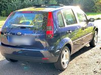 Gebraucht Ford Fiesta 85 PS (62 kW) 2002 Blau Kleinwagen