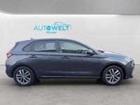 Gebraucht Hyundai i30 99 PS (72 kW) 2019 Grau Limousine