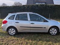 Gebraucht Renault Clio II 75 PS (55 kW) 2008 Silber Kombi