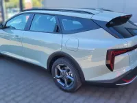 Neu Kia K4 150 PS (110 kW) 2026 Metallic Kombi