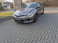 Gebraucht Toyota Auris Hybrid Basis 136 PS (100 kW) 2017 Platinum bronze metallic Limousine