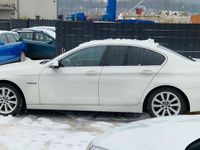 Gebraucht BMW 520 184 PS (135 kW) 2014 Weiß Limousine