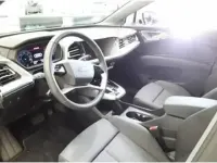 Gebraucht Audi Q4 e-tron Ambiente 150 kW (204 PS) 2025 Gletscherweiß metallic SUV