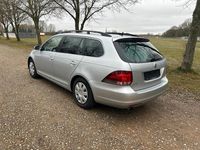Gebraucht VW Golf VI 105 PS (77 kW) 2010 Silber Kleinwagen