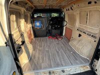 Second-hand Ford Transit 75 CP (55 kW) 2004 Alb Monovolum