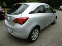 Gebraucht Opel Corsa Edition 69 PS (50 kW) 2018 Argon silber/ice silver (m2) Kleinwagen