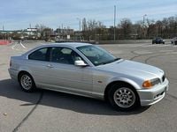 Gebraucht BMW 320 Basis 170 PS (125 kW) 2001 Silber Coupé