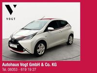 Gebraucht Toyota Aygo 69 PS (50 kW) 2017 Weiß Kleinwagen