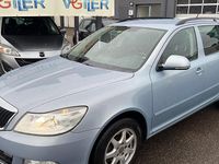 Gebraucht Skoda Octavia Ambiente 160 PS (117 kW) 2010 Grau Kombi