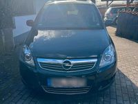 Gebraucht Opel Zafira 140 PS (102 kW) 2012 Schwarz Van / Kleinbus