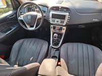 Gebraucht Lancia Delta 120 PS (88 kW) 2010 Schwarz Kleinwagen