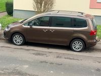 Second-hand VW Sharan 170 CP (125 kW) 2012 Gri Monovolum