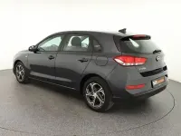 Gebraucht Hyundai i30 Select 120 PS (88 kW) 2023 Grau Limousine