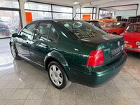 Gebraucht VW Bora 101 PS (74 kW) 1999 Grün Limousine