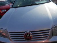Gebraucht VW Bora Basis 105 PS (77 kW) 2001 Silber metallic Limousine