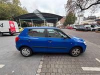 Gebraucht Skoda Fabia 60 PS (44 kW) 2009 Blau Kleinwagen
