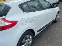 Gebraucht Renault Mégane III Dynamique 110 PS (80 kW) 2009 Weiß Limousine