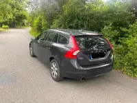 Gebraucht Volvo V60 Business Edition 150 PS (110 kW) 2013 Grau Kombi