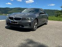 Gebraucht BMW 330 258 PS (189 kW) 2019 Grau Limousine