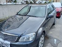 Gebraucht Mercedes C220 170 PS (125 kW) 2010 Grau Kombi
