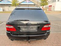 Gebraucht Mercedes E280 Avantgarde 190 PS (139 kW) 2007 Schwarz Kombi