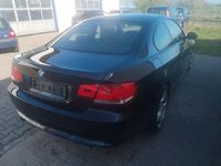 Second-hand BMW 320 Performance 170 CP (125 kW) 2009 Negru Coupe