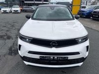 Gebraucht Opel Mokka-e Edition 100 kW (136 PS) 2023 Lack weiss banquise/typ aussen SUV