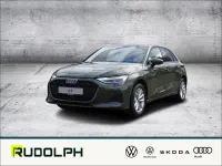 Gebraucht Audi A3 Ambiente 116 PS (85 kW) 2024 Gruen Limousine