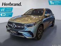 Gebraucht Mercedes GLC300 AMG 258 PS (189 kW) 2025 Metalliclack verdesilber SUV