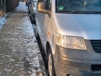 Gebraucht VW Caravelle 130 PS (95 kW) 2006 Silber Van / Kleinbus